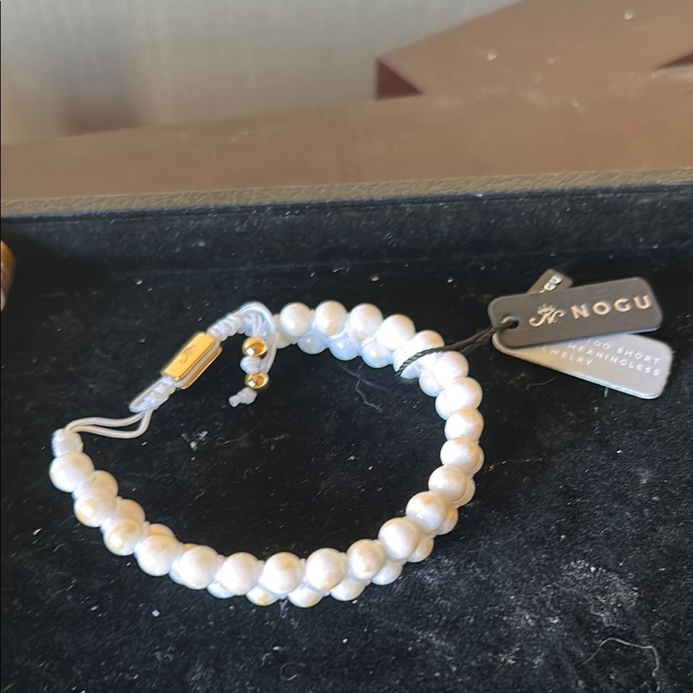 NOGU White Pearl Bracelet